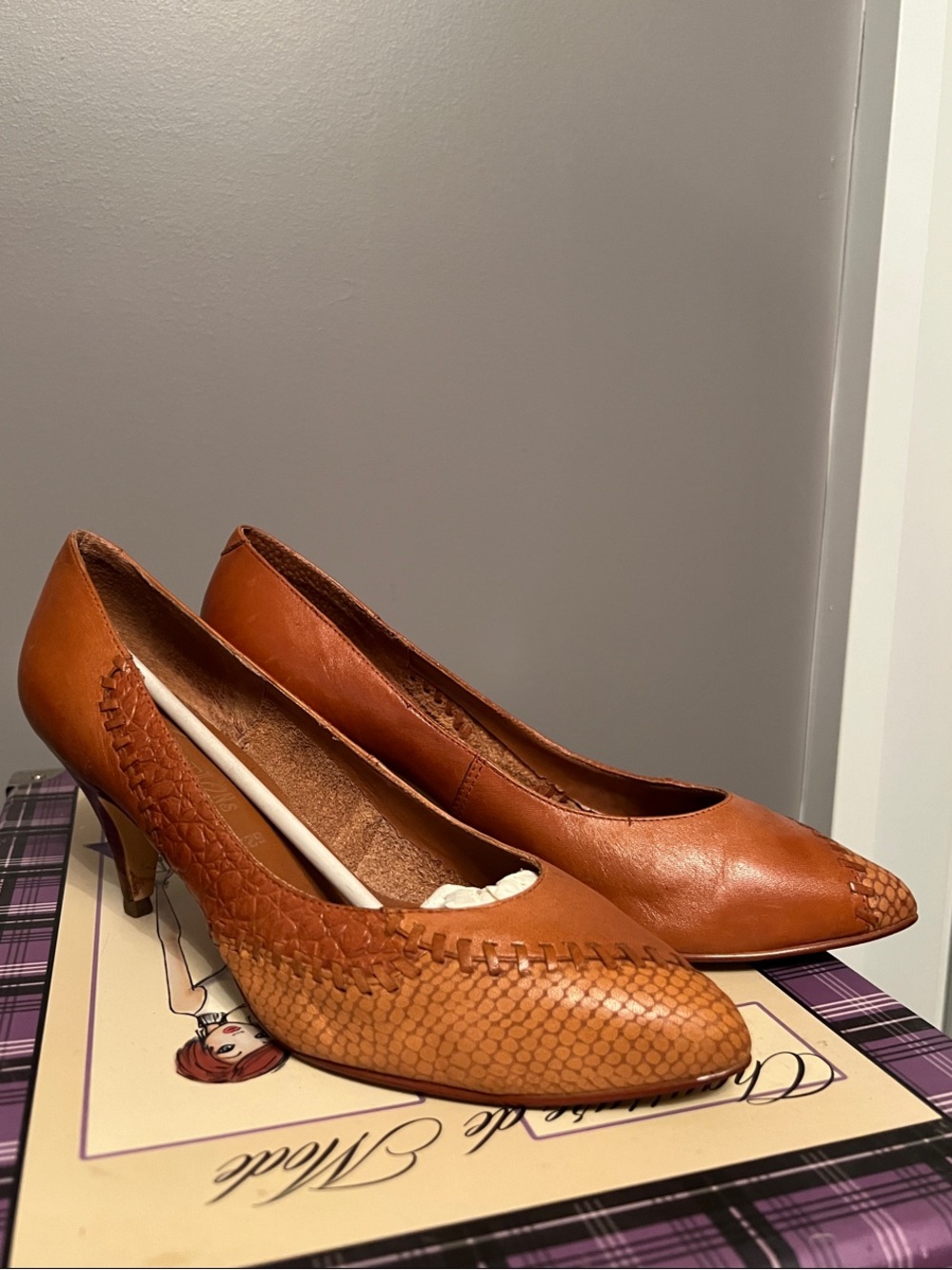 Vaneli Woven Tan Leather Pumps